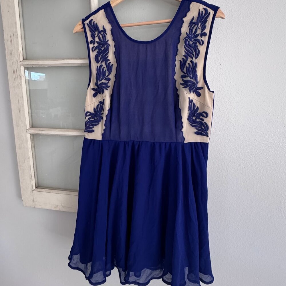Urban Outfitters Pins and Needles Embroidered Royal Blue Deep V back Flowy Dress - Picture 11 of 12